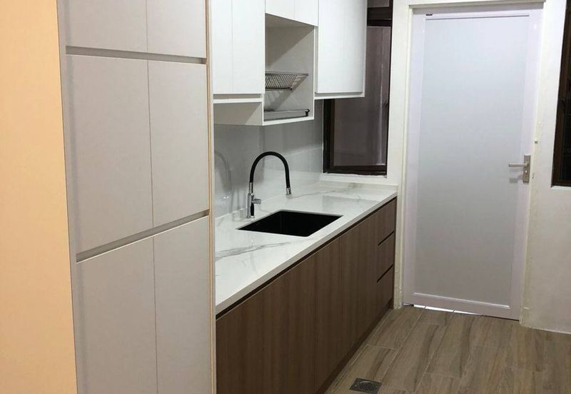 Aloha Tower Condominium