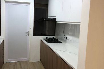 Aloha Tower Condominium