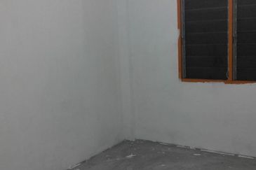 Flat Taman Plentong Utama