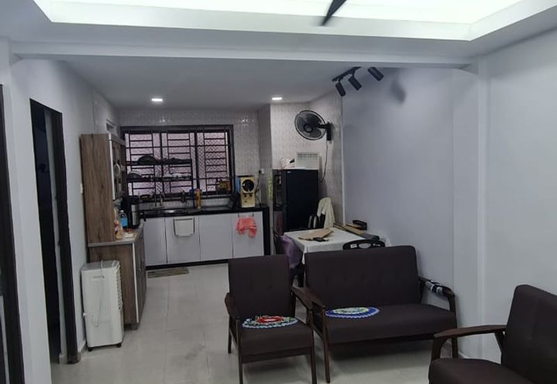 Flat Taman Ungku Tun Aminah