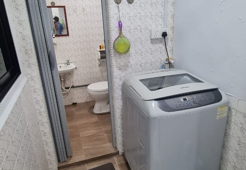 Flat Taman Ungku Tun Aminah