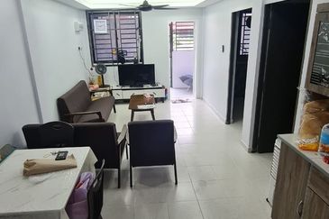 Flat Taman Ungku Tun Aminah