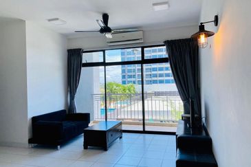 Seri Austin Luxury Apartment