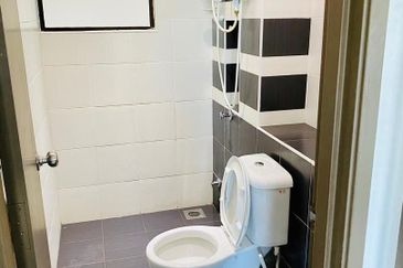 Seri Austin Luxury Apartment