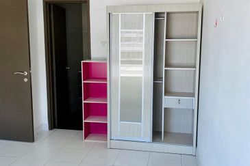 Seri Austin Luxury Apartment