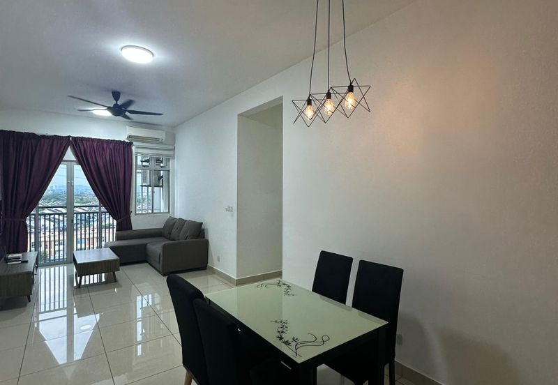 Meridin Bayvue Apartment