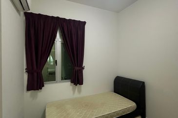 Meridin Bayvue Apartment