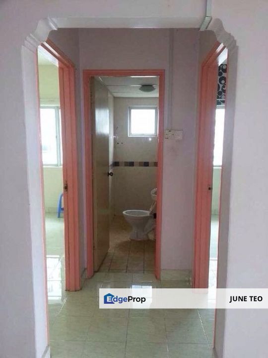 Strategic Location Mid Floor City View 3room Apt @ Bistari Impian for Sale, Johor, Johor Bahru