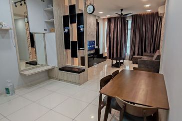 D'Summit Residences @ Kempas Utama