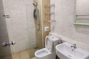 D'Summit Residences @ Kempas Utama