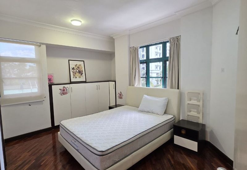 The Straits View, Bandar Baru Permas Jaya