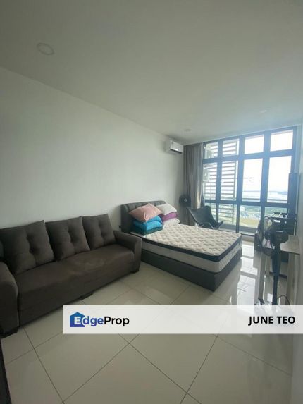 Strategic Location Good Condition High Floor Sea View Fully Furnished Studio @ Green Haven for Rent/Sale, Johor, Masai