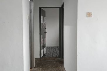 Taman Flora Heights Flat