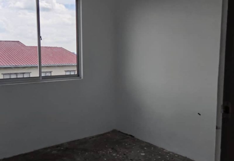 Taman Flora Heights Flat