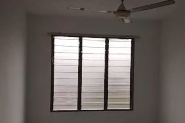 Sri Lanang Flat (Rumah Pangsa Sri Lanang)