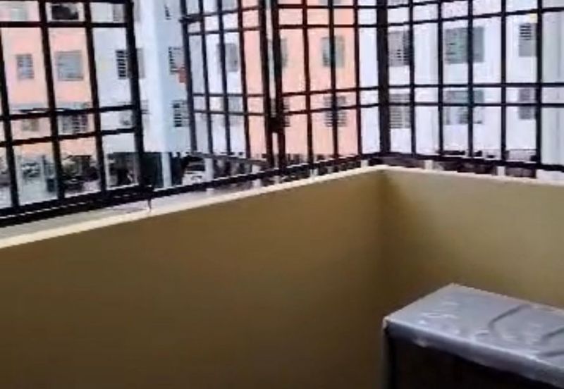 Sri Lanang Flat (Rumah Pangsa Sri Lanang)