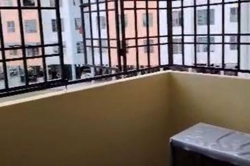 Sri Lanang Flat (Rumah Pangsa Sri Lanang)