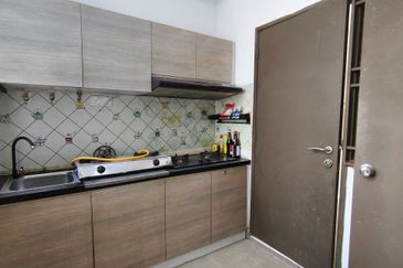 Seri Austin Luxury Apartment