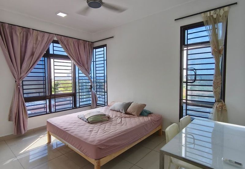 Seri Austin Luxury Apartment