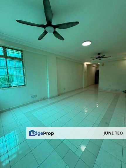 Strategic Location Low Floor Original Unfurnished 3room Apt @ Bayu Puteri 1 Apt for Rent, Johor, Johor Bahru