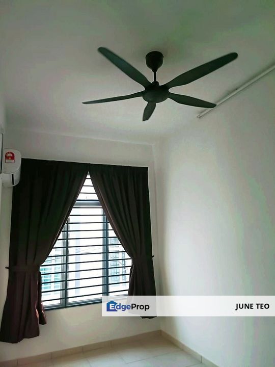 Original Partial Furnished 2sty Terrace @ Maya Height for Rent, Johor, Masai