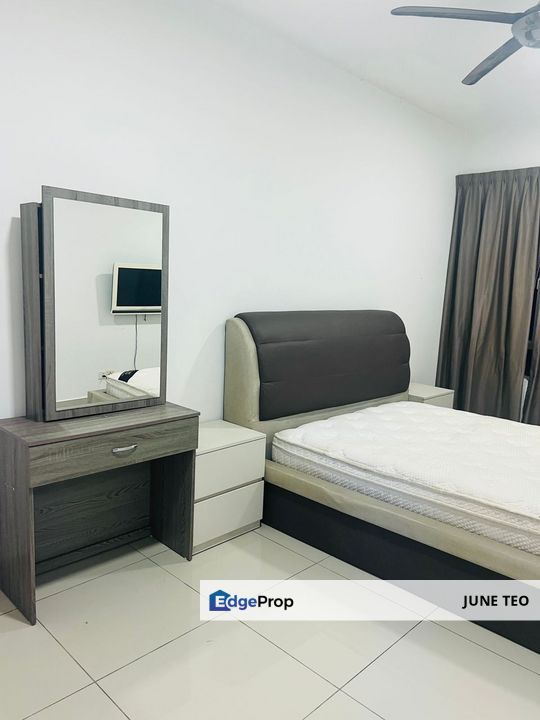 Strategic Location Fully Furnished Good Condition 1room Apt @ Austin Suites for Rent, Johor, Johor Bahru