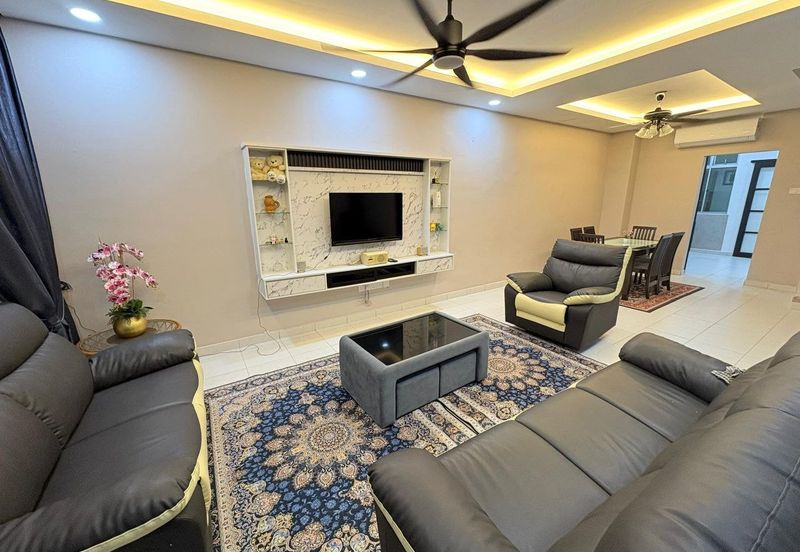 Clover @ Taman Pulai Mutiara 2