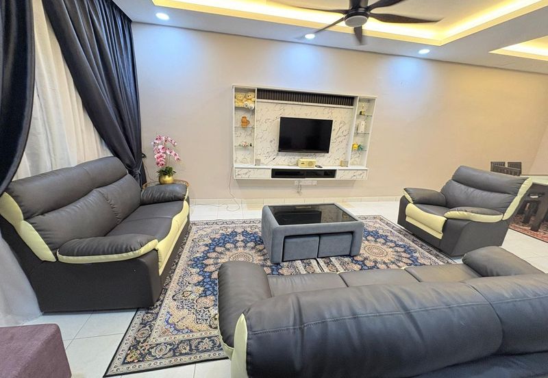 Clover @ Taman Pulai Mutiara 2