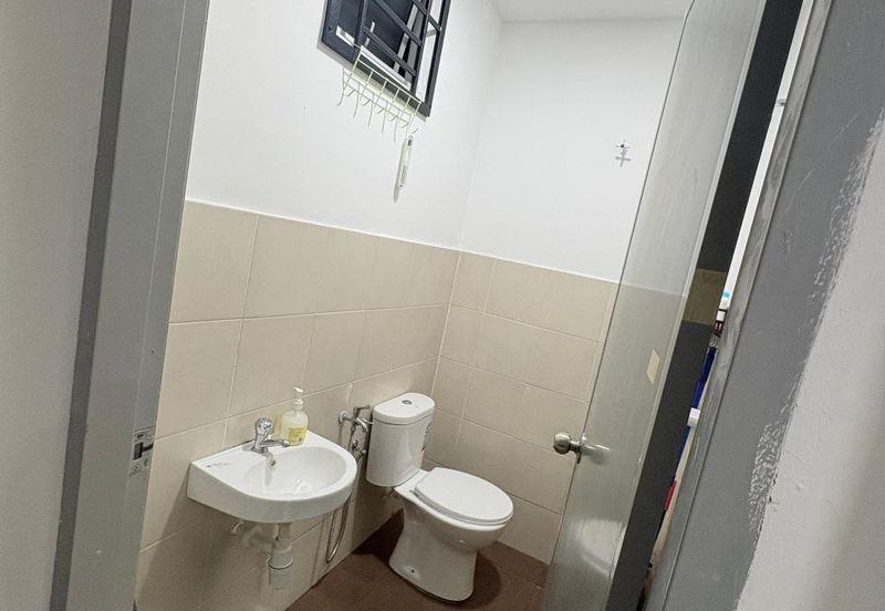 Clover @ Taman Pulai Mutiara 2