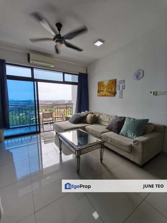 Strategic Location High Floor Low Density Fully Furnished 3room Apt @ Seri Austin Residence for Rent, Johor, Johor Bahru