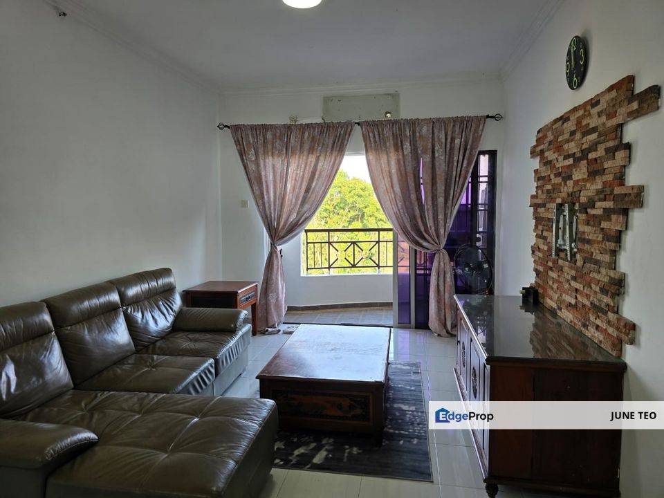 Strategic Location Mid Floor Fully Furnished Good Condition 3room Apt @ Prima Regency for Rent, Johor, Plentong