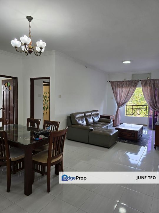 Strategic Location Mid Floor Fully Furnished Good Condition 3room Apt @ Prima Regency for Rent, Johor, Plentong