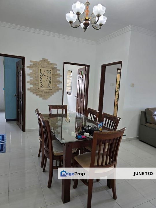 Strategic Location Mid Floor Fully Furnished Good Condition 3room Apt @ Prima Regency for Rent, Johor, Plentong