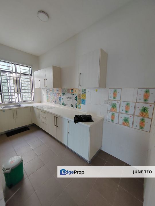 Strategic Location Basic Fittings High Floor Good Condition 4room Apt @ Jentayu Residence for Rent, Johor, Tampoi