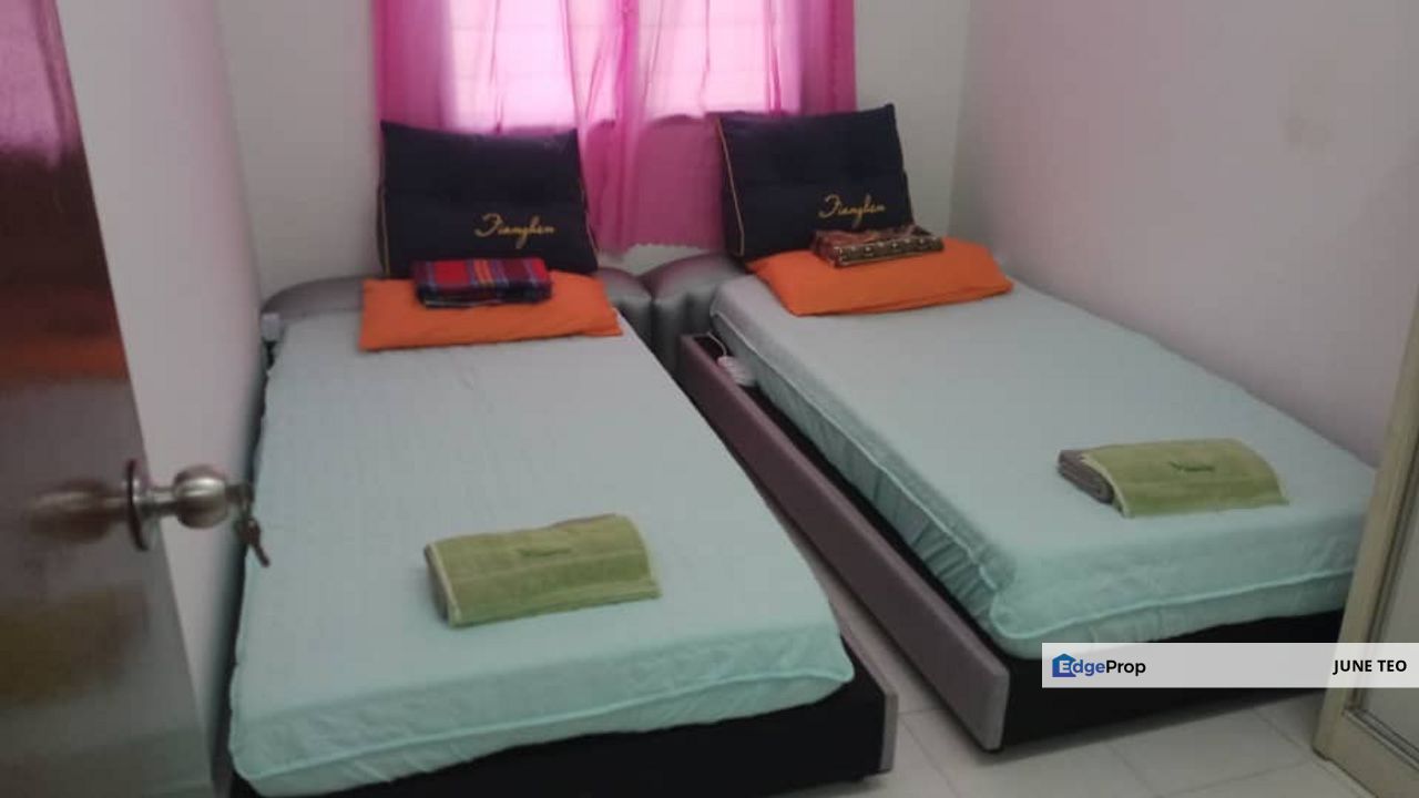Fully Furnished Good Condition 2sty Terrace @ Scientex Pasir Gudang for Rent, Johor, Pasir Gudang