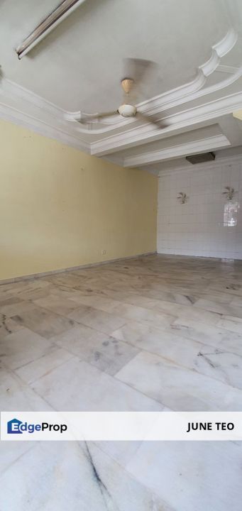 Renovated Good Condition Basic Fittings 2sty Low Cost House @ Skudai Baru for Rent, Johor, Skudai