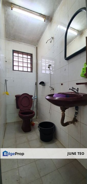 Renovated Good Condition Basic Fittings 2sty Low Cost House @ Skudai Baru for Rent, Johor, Skudai