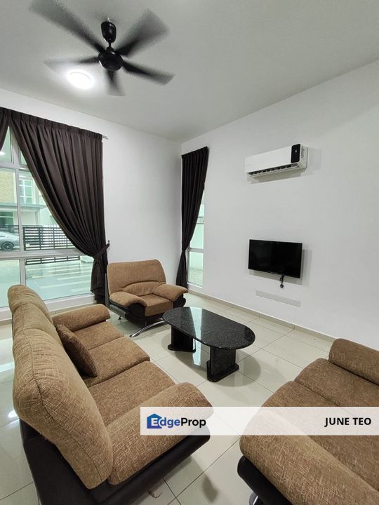 Strategic Location Good Condition Fully Furnished 3sty Cluster @ Nusa Sentral for Rent, Johor, 