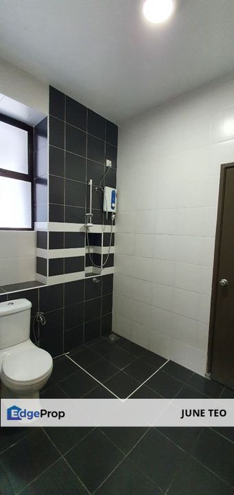 Fully Furnished Good Condition Low Floor Low Density 1room Apt @ Seri Austin Residence for Rent, Johor, Johor Bahru