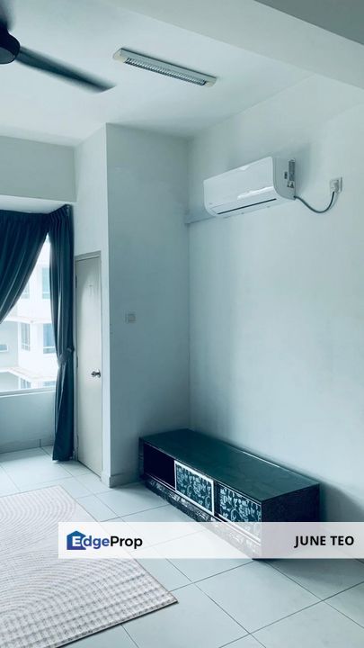 Strategic Location Fully Furnished Mid Floor Studio @ Akademik Suite for Rent, Johor, Johor Bahru