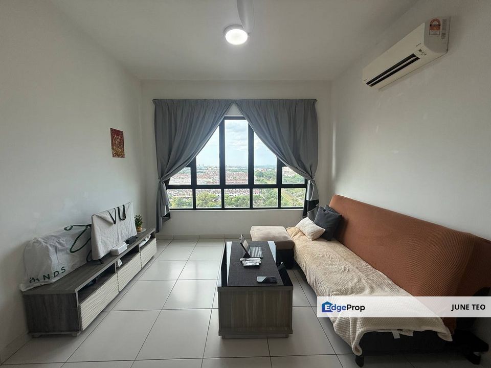 Strategic Location Mid Floor Fully Furnished 1room Apt @ Sky View for Rent, Johor, Bukit Indah