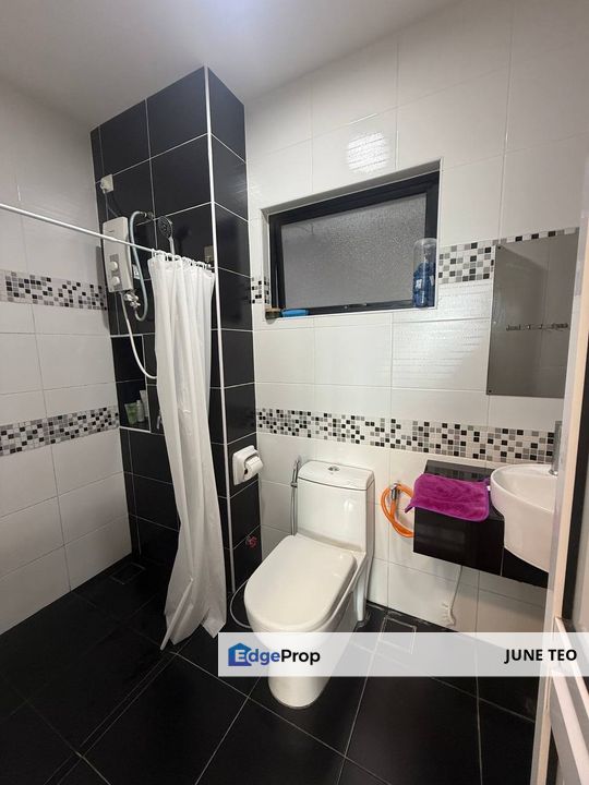 Strategic Location Mid Floor Fully Furnished 1room Apt @ Sky View for Rent, Johor, Bukit Indah