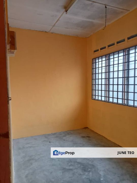 Original Unfurnished 2sty Low Cost House @ Kota Masai for Rent, Johor, Pasir Gudang
