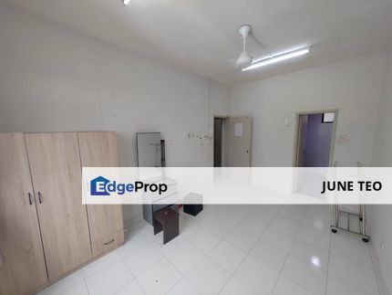 Good Condition Partial Furnished 3room Apt @ Jentayu Residency for Rent, Johor, Tampoi