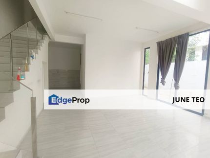 Good Condition Partial Renovated 2sty Cluster @ Opal Residenz for Rent, Johor, Masai