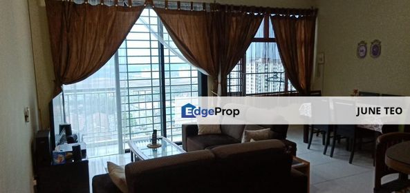 High Floor City View Corner Lot Renovated Fully Furnished 3room Apt @ Sky Executive for Sale, Johor, Johor Bahru