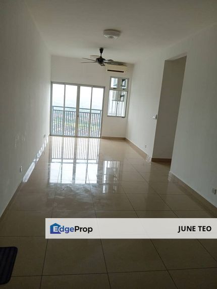 Furnished High Floor New Paint Good Condition 3room Apt @ Meridin Bayvue for Rent, Johor, Masai