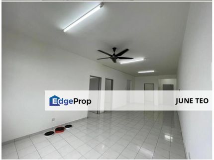 Unfurnished Good Location 3room Apt @ Molek Ria for Sale, Johor, Johor Bahru