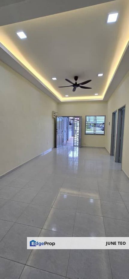 Renovated Extended Good Condition 1sty Terrace @ Sri Skudai for Sale, Johor, Skudai