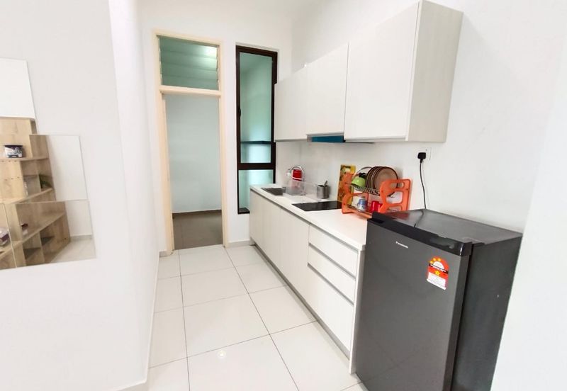 D'Summit Residences @ Kempas Utama